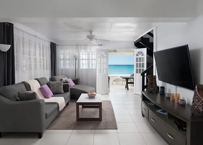 Purple Rain - Direct Beach Access, 2 Bedroom, 2 Terrace Holiday Home Bliss